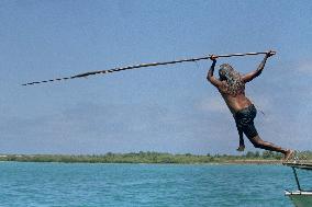 Hunting green sea turtles in NW Australia